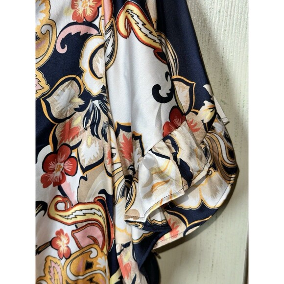 Chico’s Button Up Tie Front Satin Ruffle Sleeves Blouse Sz 1.5 - Picture 6 of 9